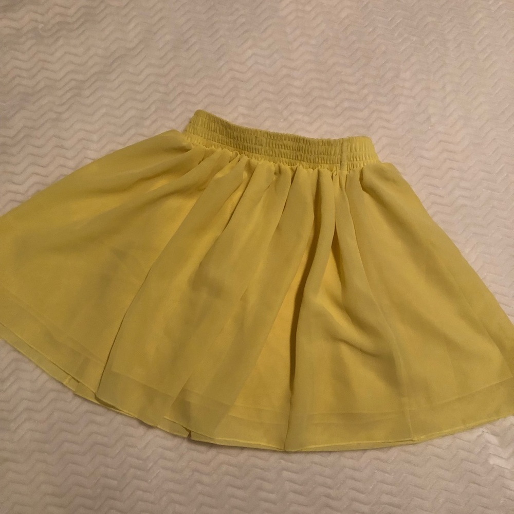 Yellow skirt